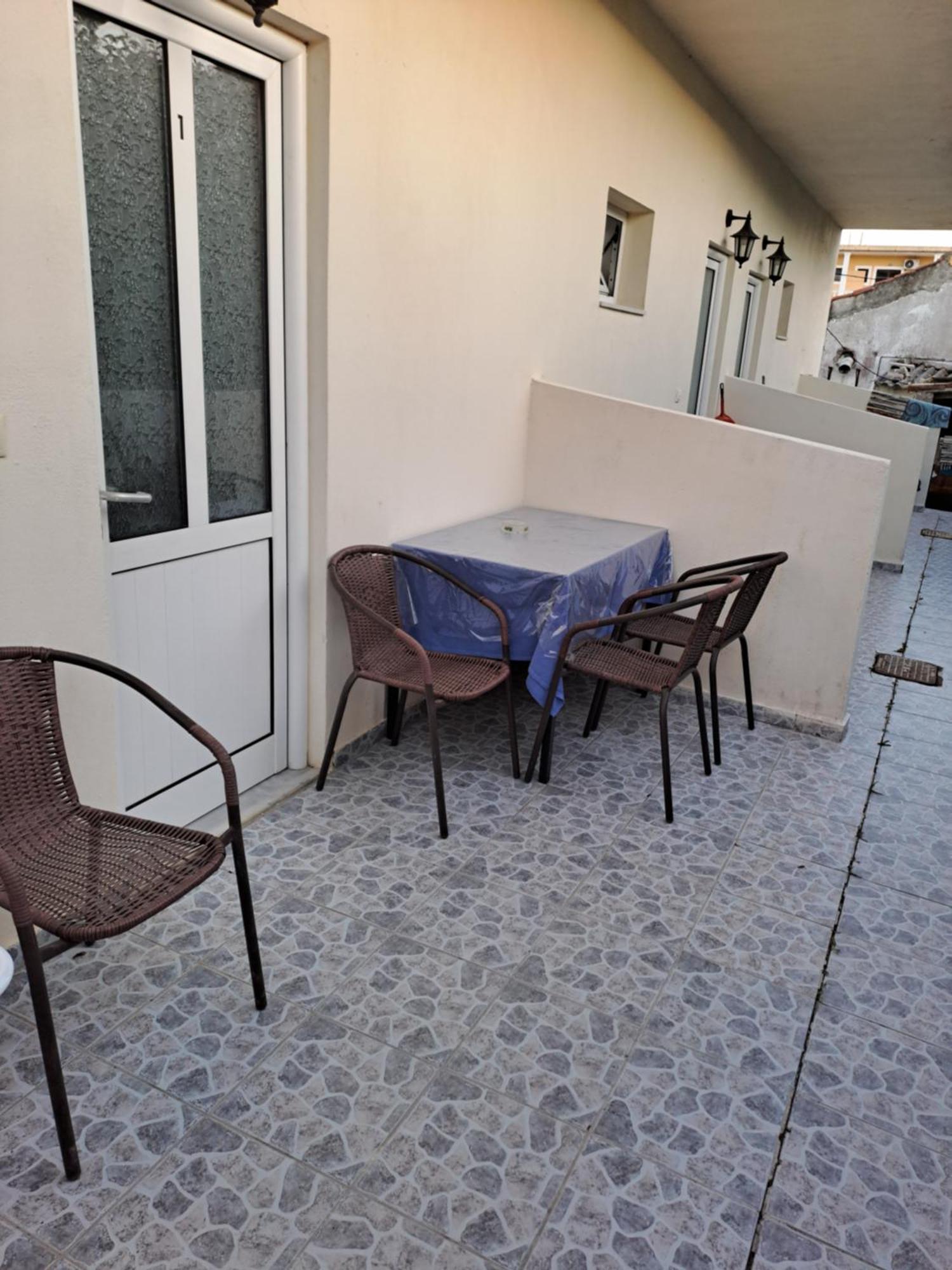 Tony'S Apartments Agios Georgios  Zewnętrze zdjęcie