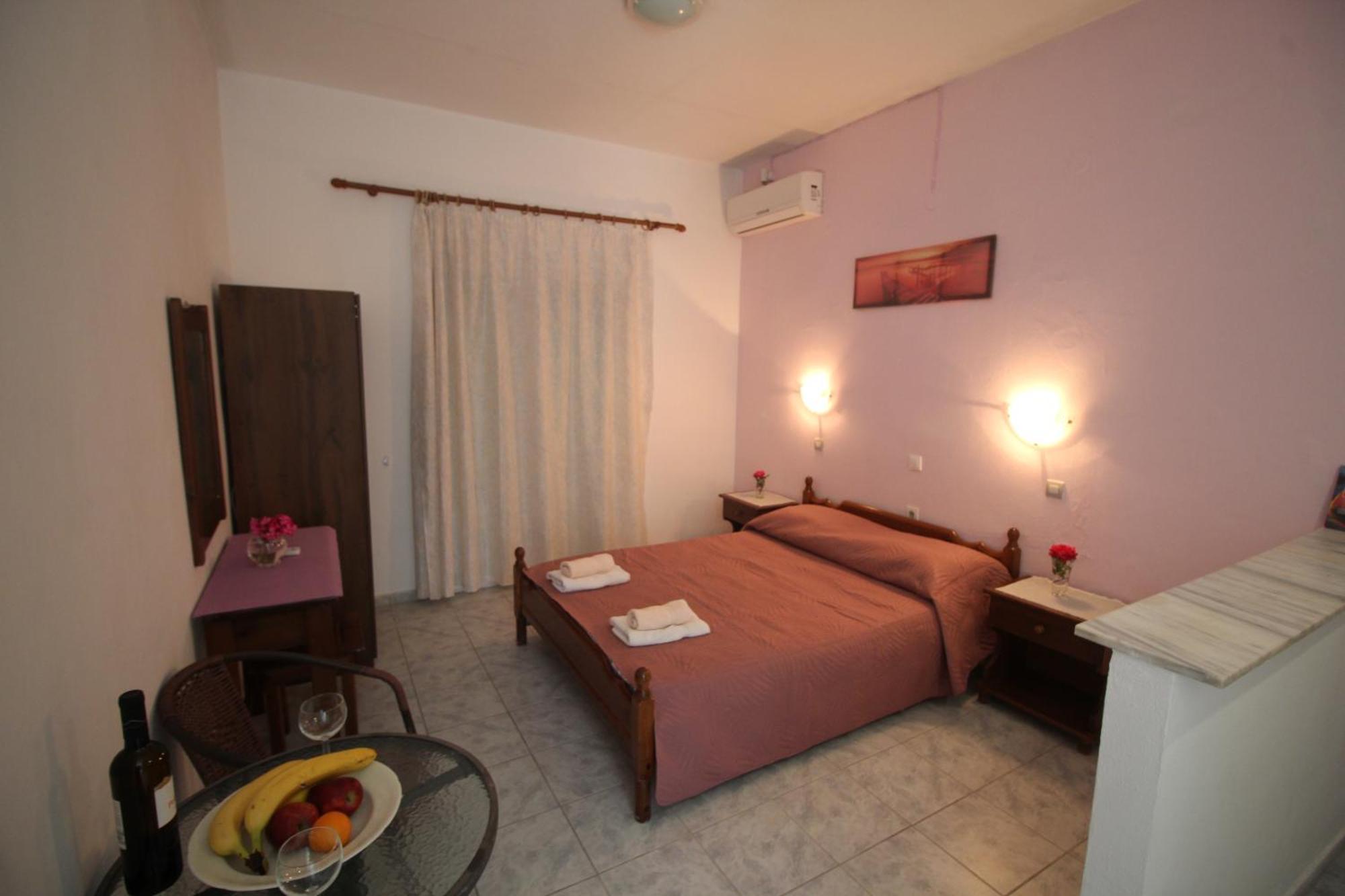 Tony'S Apartments Agios Georgios  Zewnętrze zdjęcie