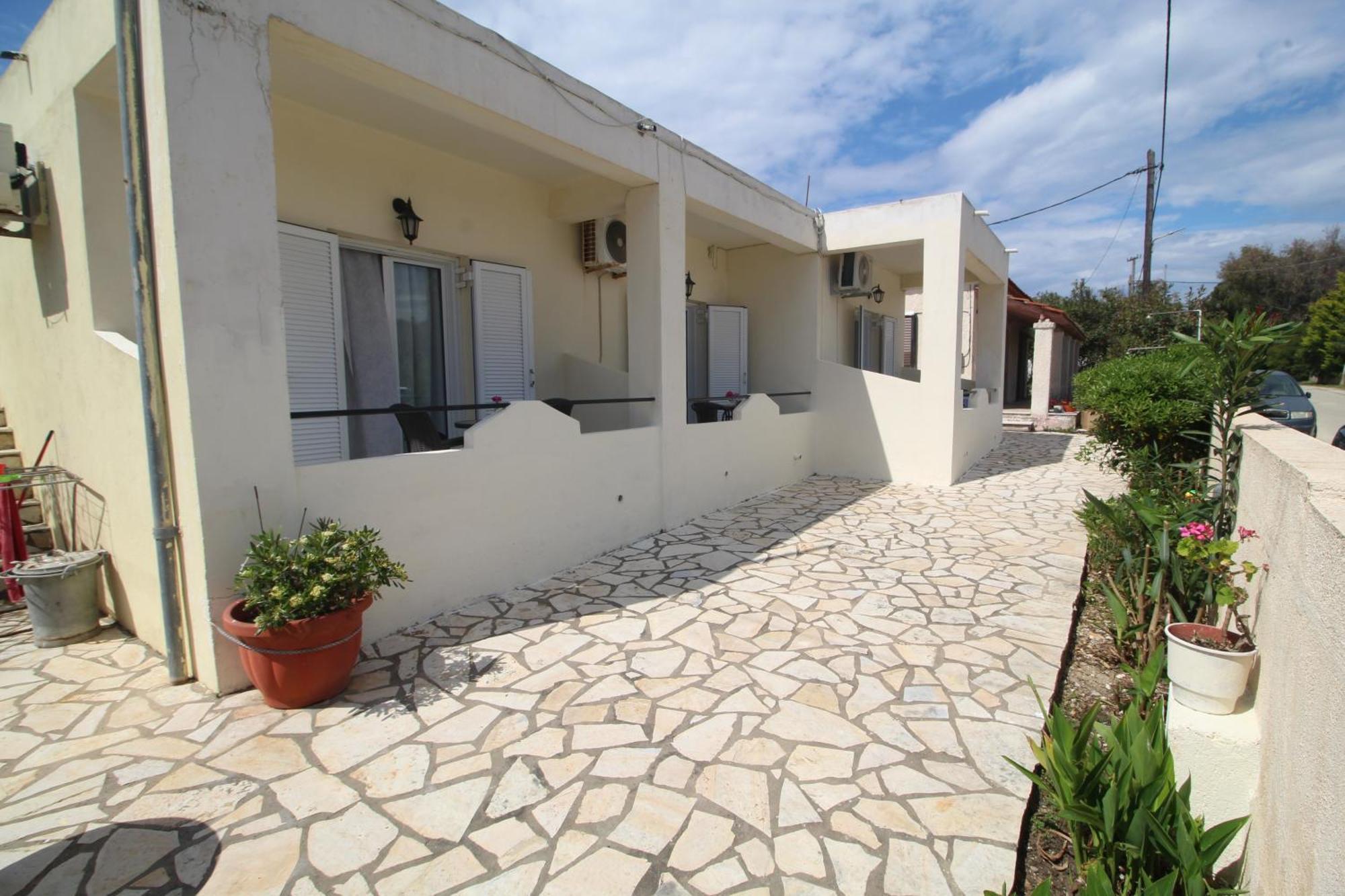 Tony'S Apartments Agios Georgios  Zewnętrze zdjęcie